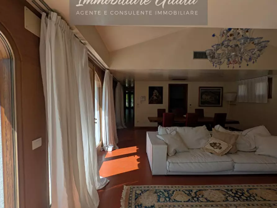 Immagine 56 di Villa in vendita  a Gaiarine