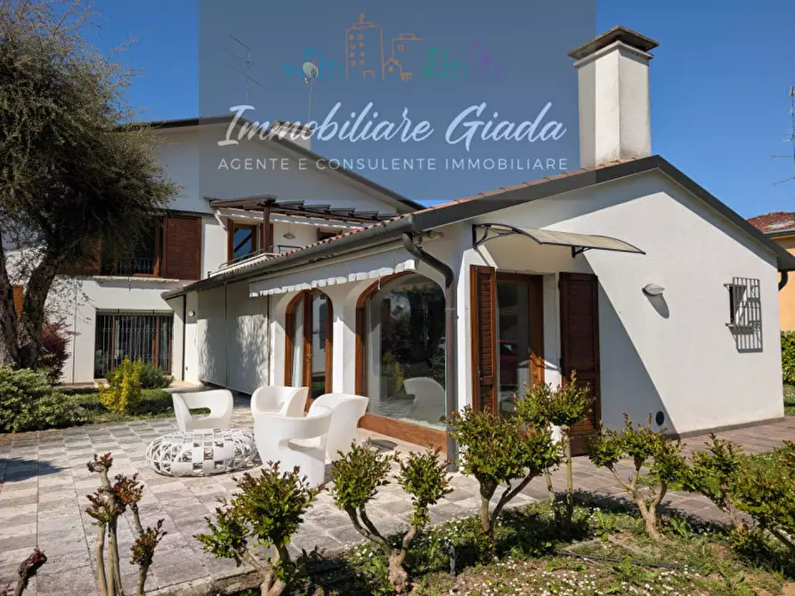 Immagine 64 di Villa in vendita  a Gaiarine