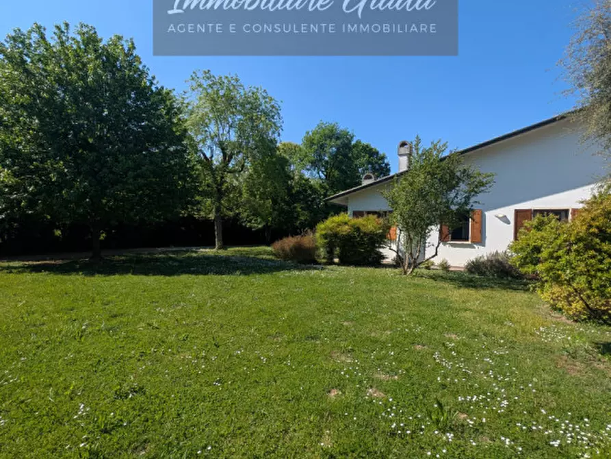 Immagine 70 di Villa in vendita  a Gaiarine