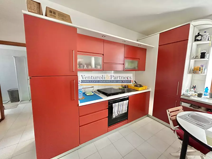 Immagine 3 di Appartamento in vendita  in Via Monte Alto a Desenzano Del Garda