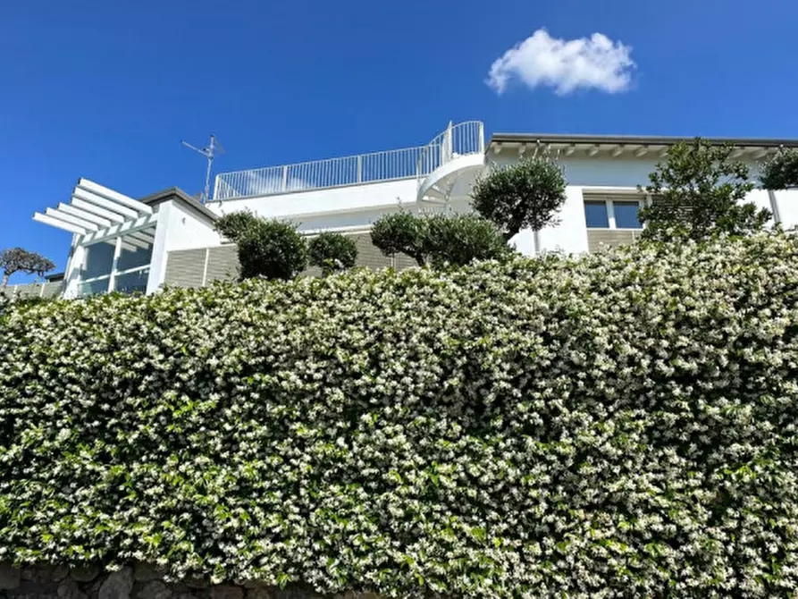 Immagine 2 di Villa in vendita  in Via Paradiso, 1 a Tregnago