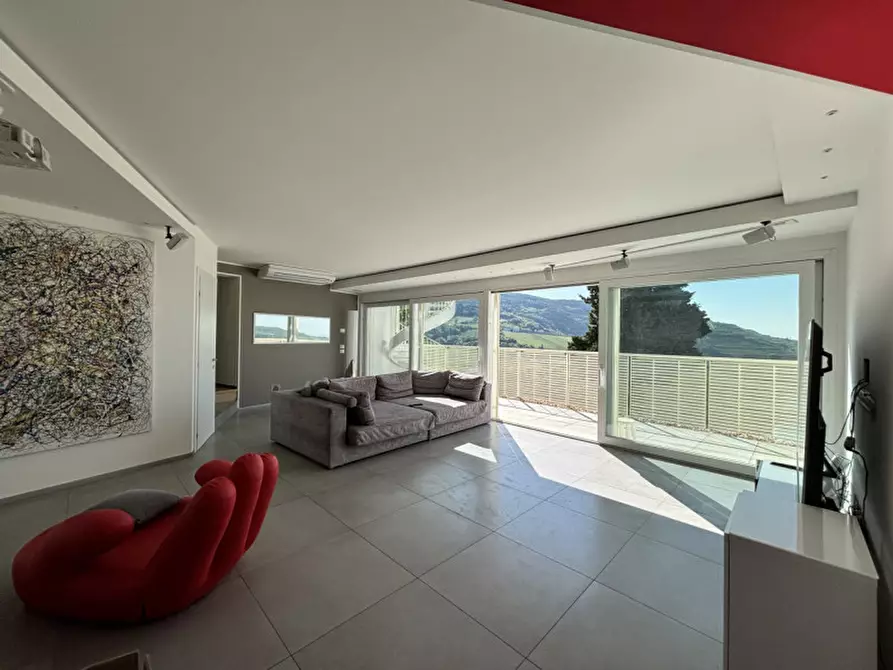 Immagine 5 di Villa in vendita  in Via Paradiso, 1 a Tregnago