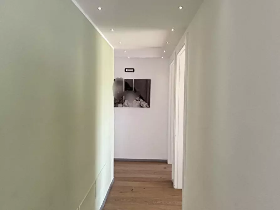 Immagine 27 di Villa in vendita  in Via Paradiso, 1 a Tregnago