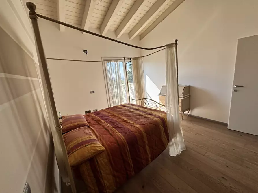 Immagine 32 di Villa in vendita  in Via Paradiso, 1 a Tregnago