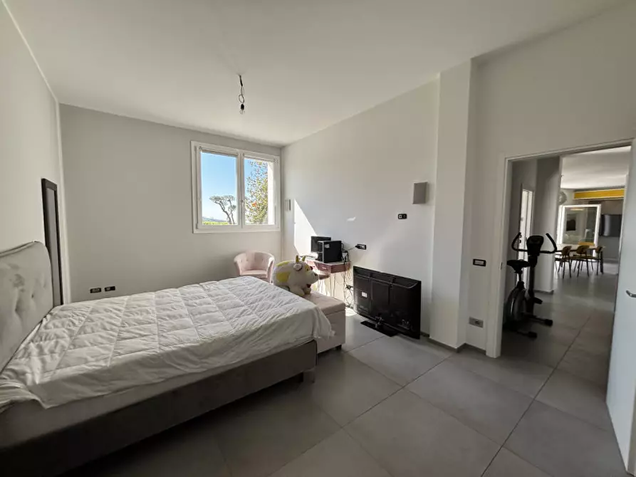 Immagine 50 di Villa in vendita  in Via Paradiso, 1 a Tregnago