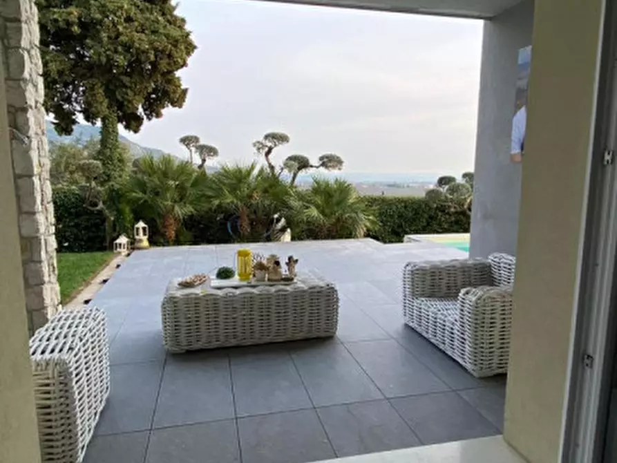 Immagine 70 di Villa in vendita  in Via Paradiso, 1 a Tregnago