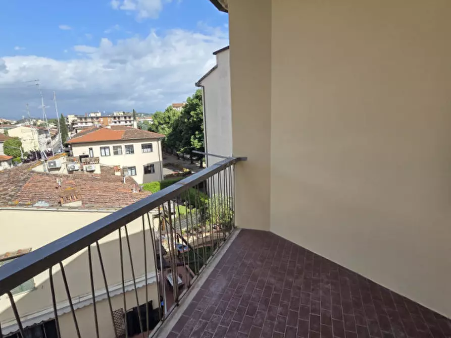 Immagine 15 di Appartamento in vendita  in Via Giusto de' Menabuoi a Firenze