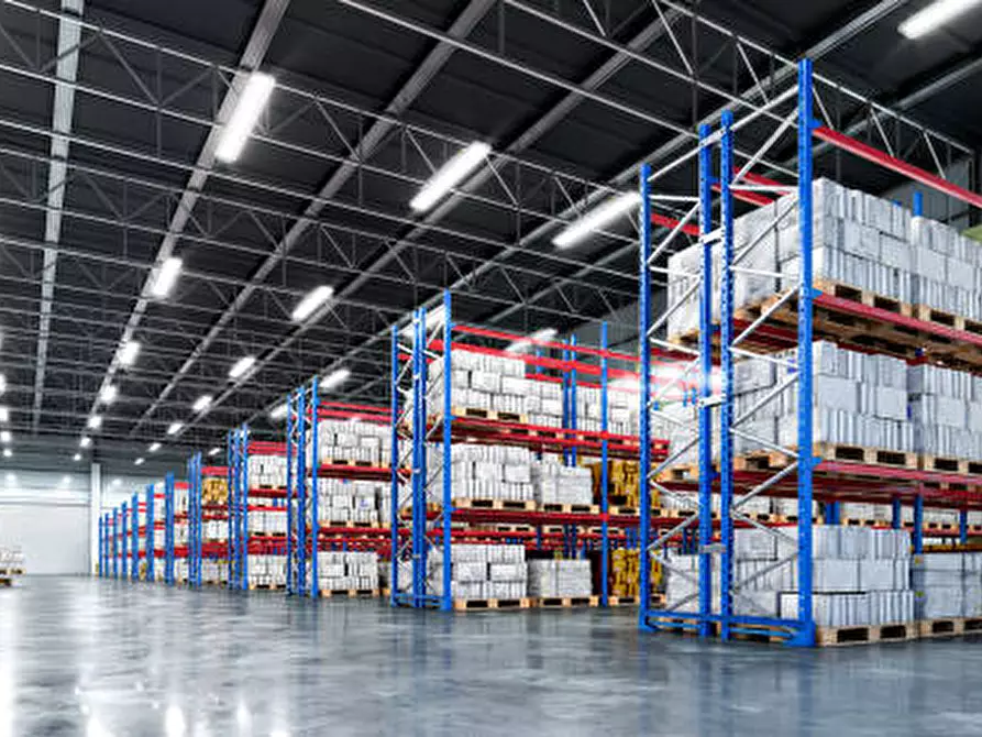 Immagine 9 di Capannone industriale in vendita  a Gavardo