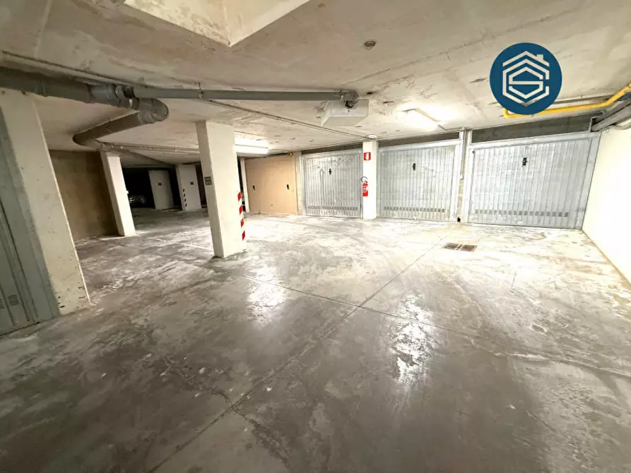 Immagine 25 di Appartamento in vendita  in Via Bruno Buozzi 17 a Campi Bisenzio