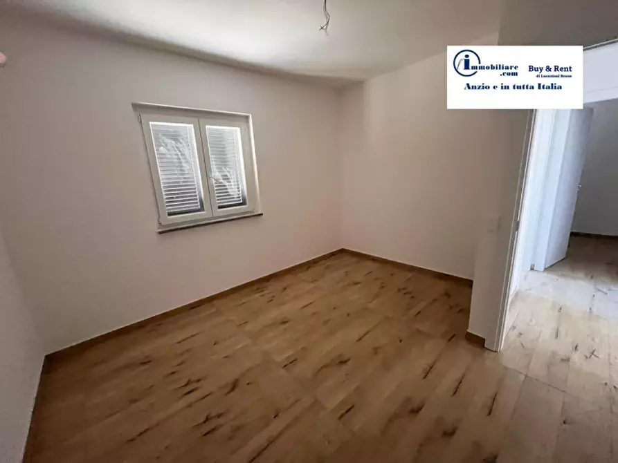 Immagine 14 di Villetta a schiera in vendita  in VIA SOLFERINO a Anzio