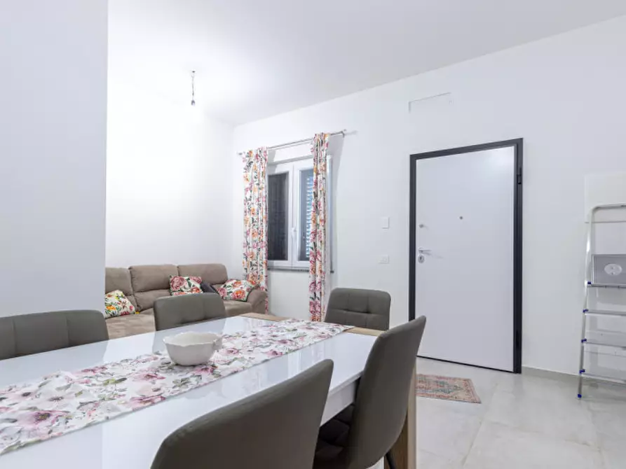 Immagine 4 di Casa indipendente in vendita  a Besate