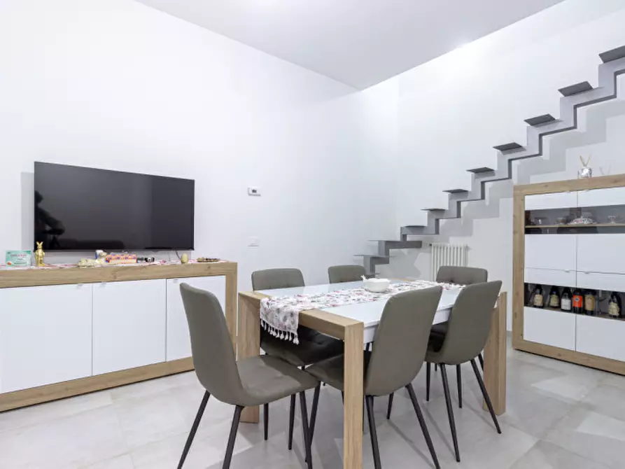 Immagine 8 di Casa indipendente in vendita  a Besate