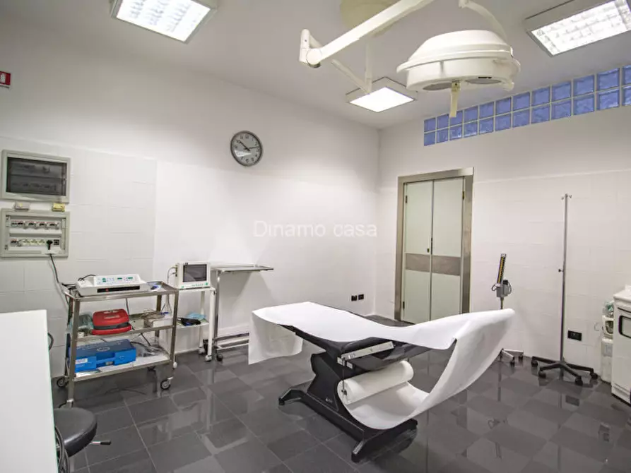 Immagine 4 di Ufficio in vendita  in Via Giuseppe Valentini a Prato