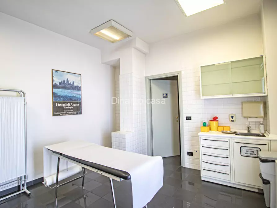 Immagine 6 di Ufficio in vendita  in Via Giuseppe Valentini a Prato