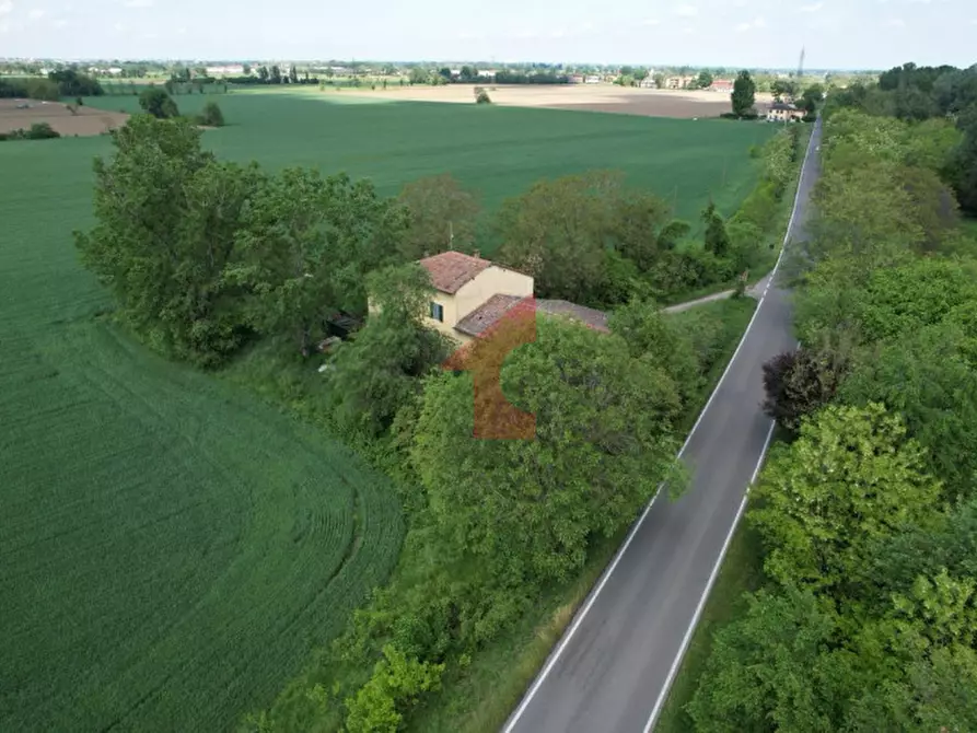 Immagine 7 di Rustico / casale in vendita  in Strada Argini Enza a Parma