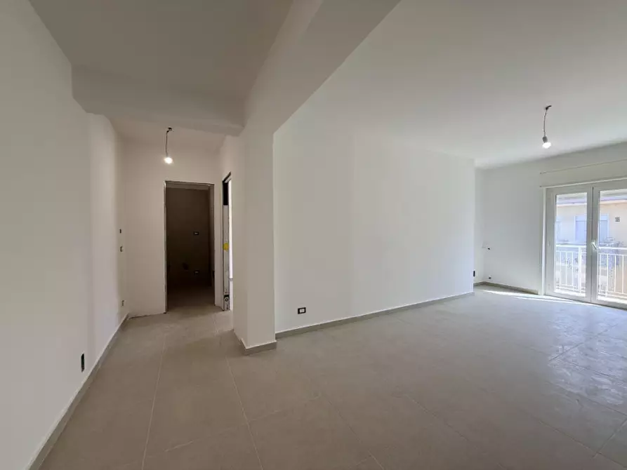 Immagine 1 di Appartamento in vendita  in Via Colonnello Francesco Bertè a Milazzo