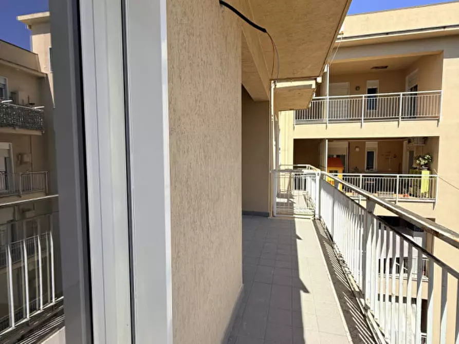 Immagine 8 di Appartamento in vendita  in Via Colonnello Francesco Bertè a Milazzo