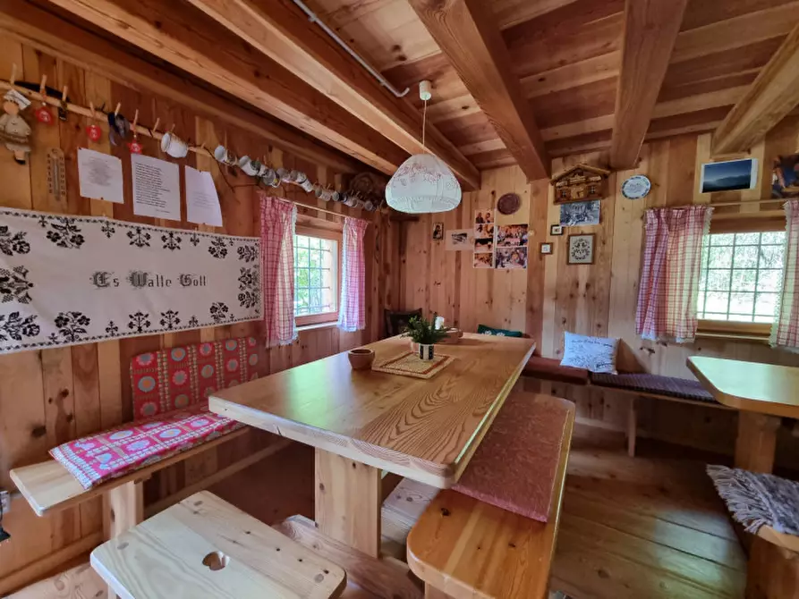Immagine 2 di Casa indipendente in vendita  a Romeno