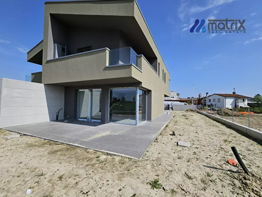 Immagine 21 di Casa bifamiliare in vendita  in via piave a Piove Di Sacco