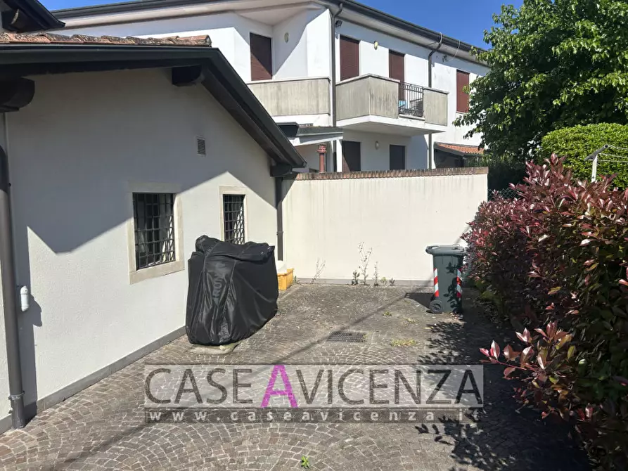 Immagine 3 di Villa in vendita  in via xx settembre a Camisano Vicentino
