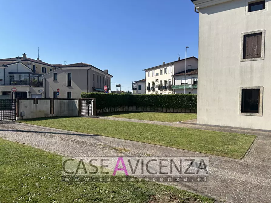 Immagine 4 di Villa in vendita  in via xx settembre a Camisano Vicentino