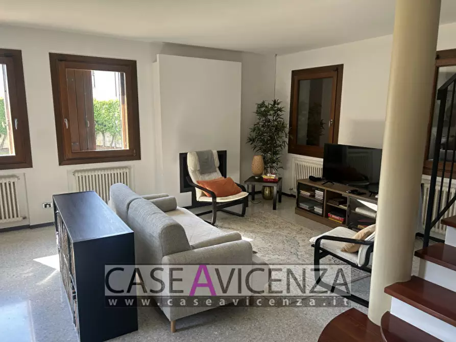 Immagine 13 di Villa in vendita  in via xx settembre a Camisano Vicentino