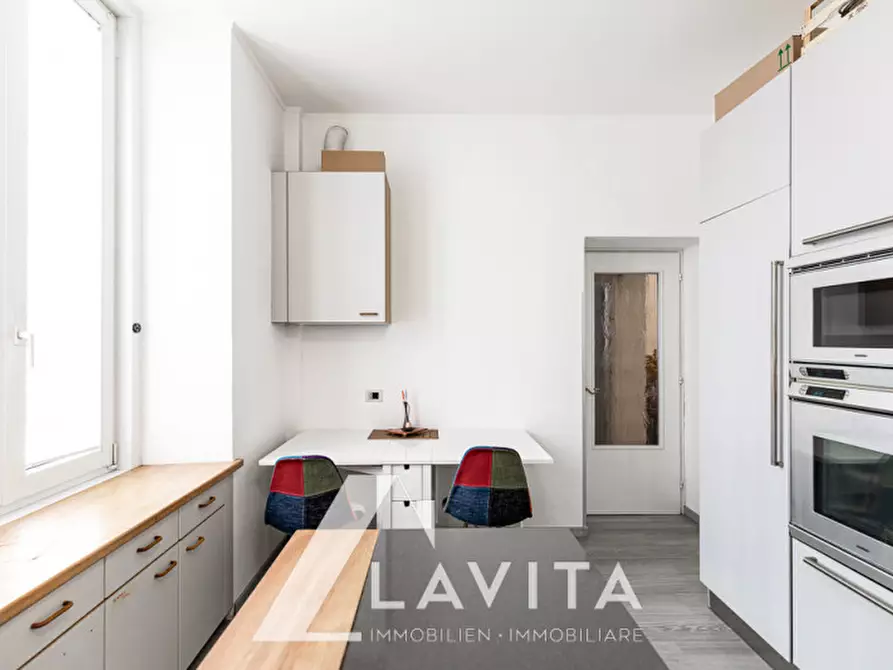 Immagine 3 di Appartamento in vendita  in Via Francesco Crispi - Francesco-Crispi-Straße a Bolzano