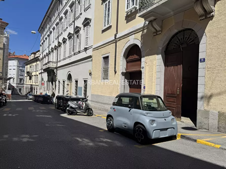 Immagine 11 di Appartamento in vendita  in Via Madonna del Mare 14 a Trieste