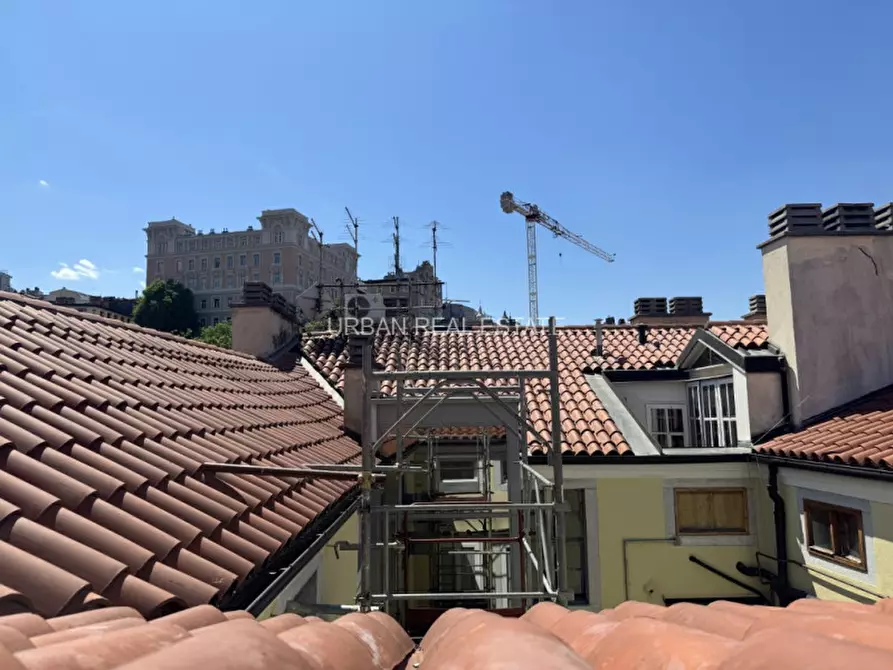 Immagine 12 di Appartamento in vendita  in Via Madonna del Mare 14 a Trieste