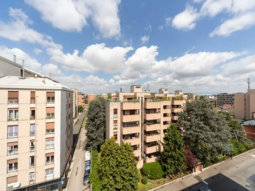Immagine 17 di Appartamento in affitto  in Via Felice Cavallotti 101 a Monza