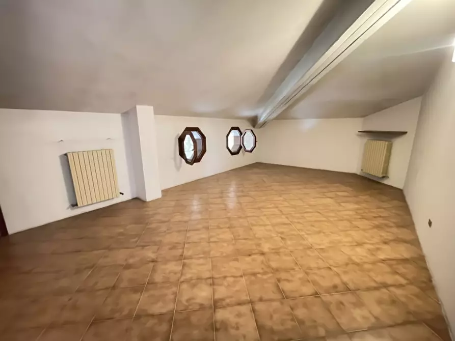 Immagine 17 di Casa bifamiliare in affitto  a Suzzara