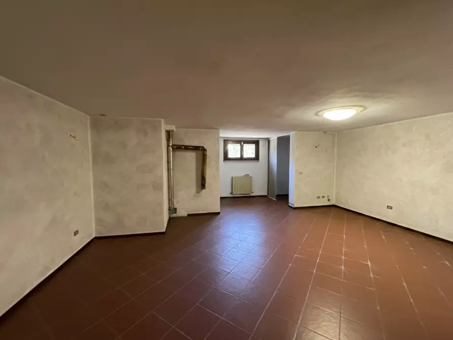 Immagine 18 di Casa bifamiliare in affitto  a Suzzara