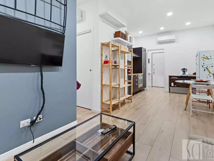 Immagine 9 di Appartamento in vendita  in Via Arcivescovo Romilli, 15 a Milano