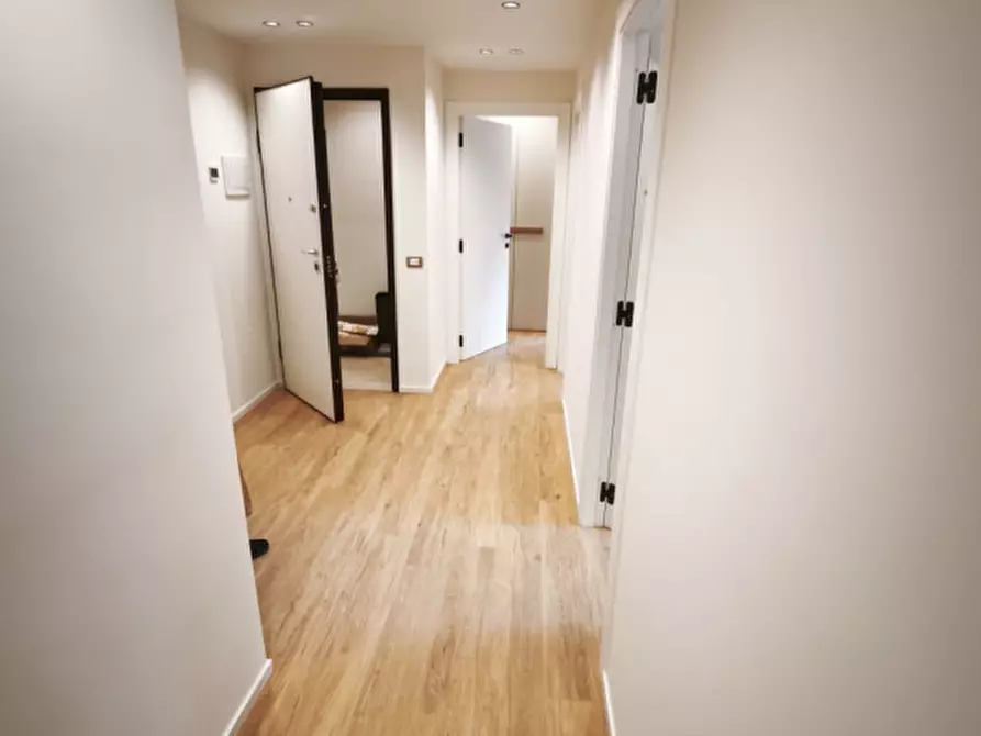 Immagine 5 di Appartamento in vendita  in VIA DEGLI ULIVI, 33 a Andria