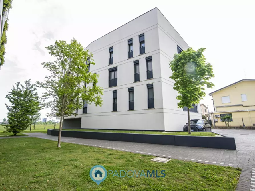 Immagine 29 di Appartamento in vendita  in Via G Carducci a Ponte San Nicolò