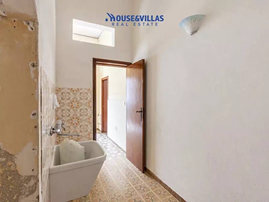 Immagine 9 di Casa indipendente in vendita  in Via Antonio Caldarella a Avola