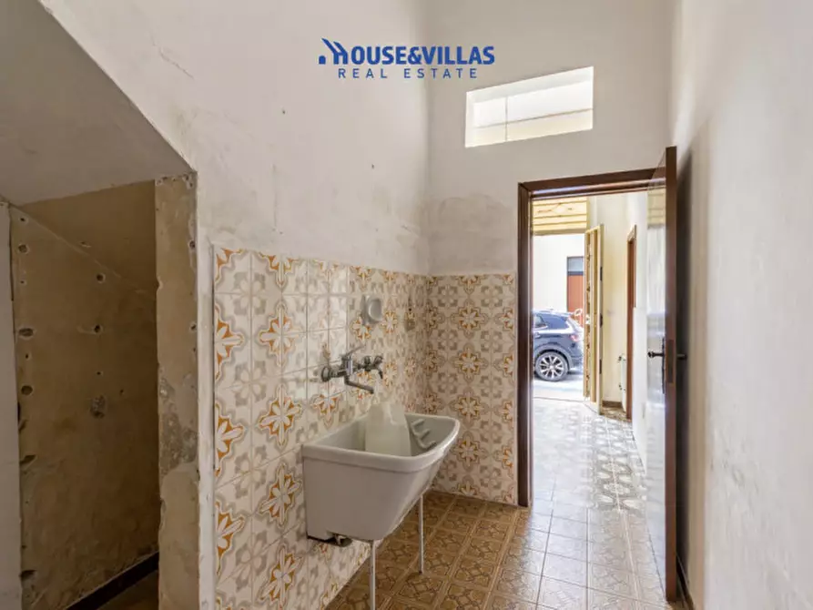 Immagine 10 di Casa indipendente in vendita  in Via Antonio Caldarella a Avola