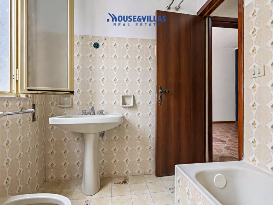 Immagine 16 di Casa indipendente in vendita  in Via Antonio Caldarella a Avola
