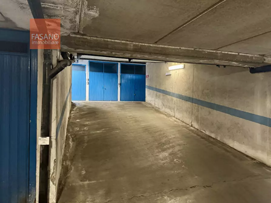 Immagine 1 di Garage in vendita  in Via Fiano 26 a Torino