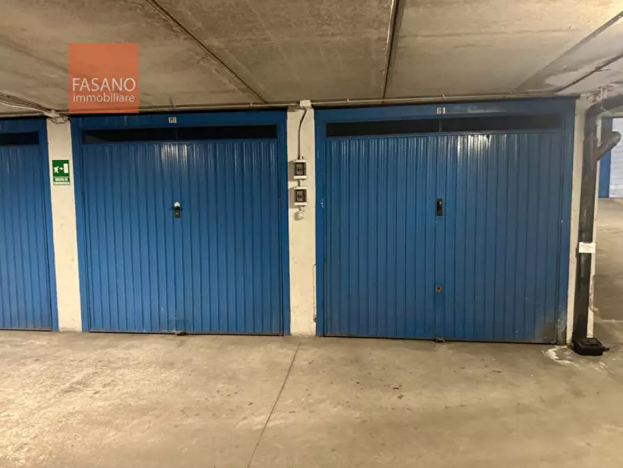 Immagine 2 di Garage in vendita  in Via Fiano 26 a Torino