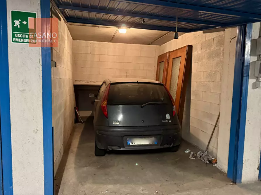 Immagine 6 di Garage in vendita  in Via Fiano 26 a Torino