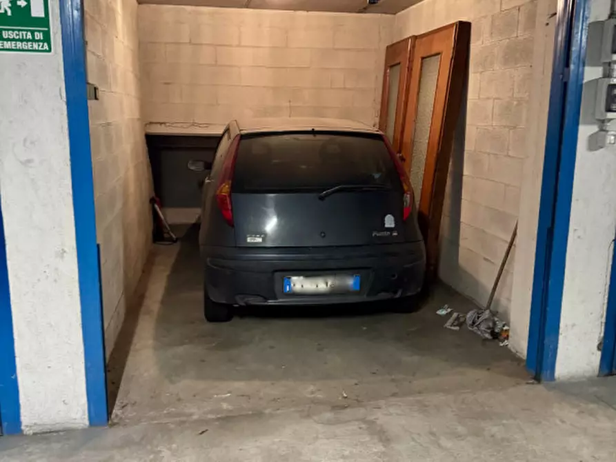 Immagine 8 di Garage in vendita  in Via Fiano 26 a Torino