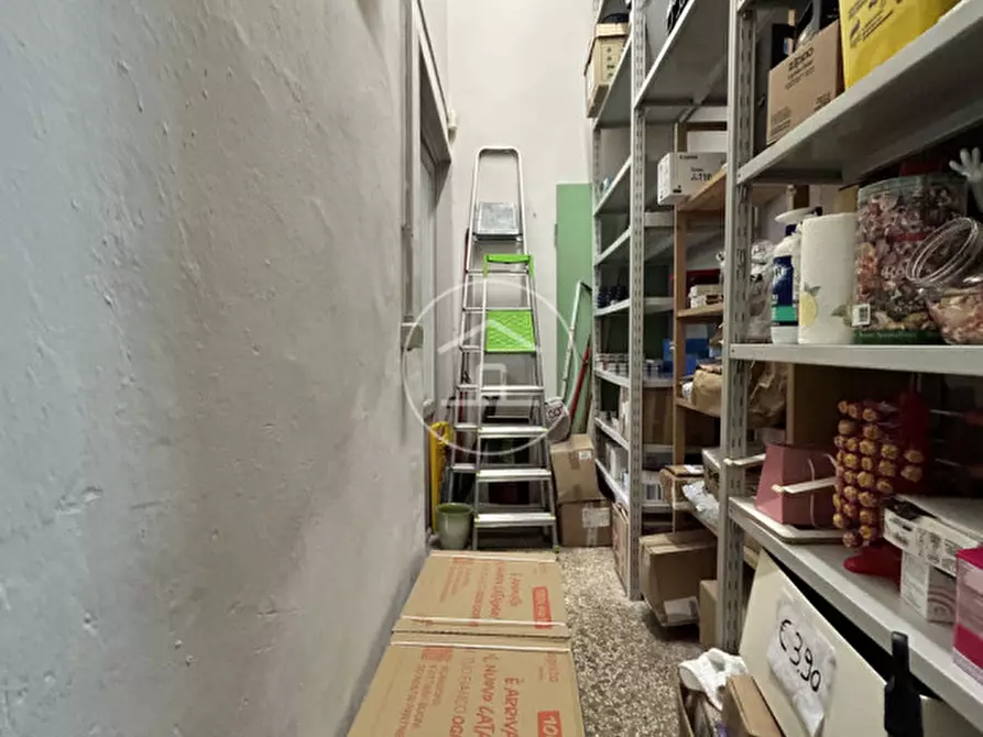 Immagine 7 di Attività commerciale in vendita  in Via Reginaldo Giuliani 491 a Firenze