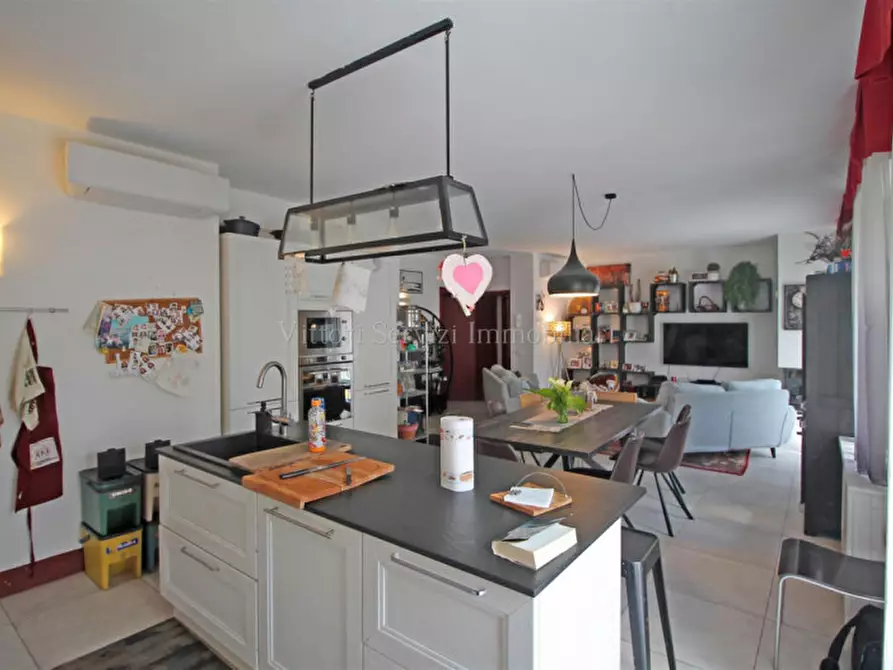 Immagine 4 di Appartamento in vendita  in Via Virgilio a Montepulciano