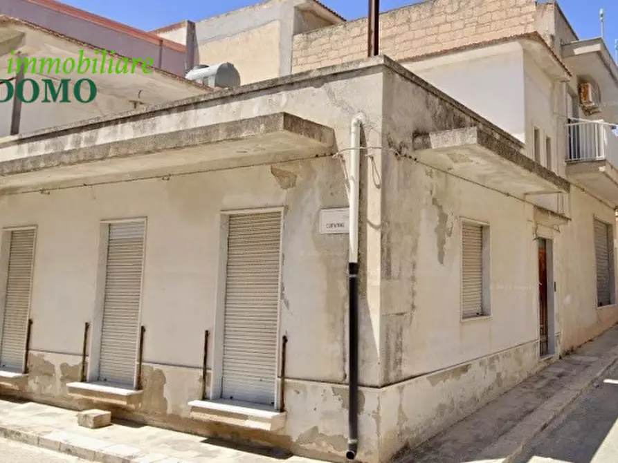 Immagine 4 di Casa indipendente in vendita  a Rosolini