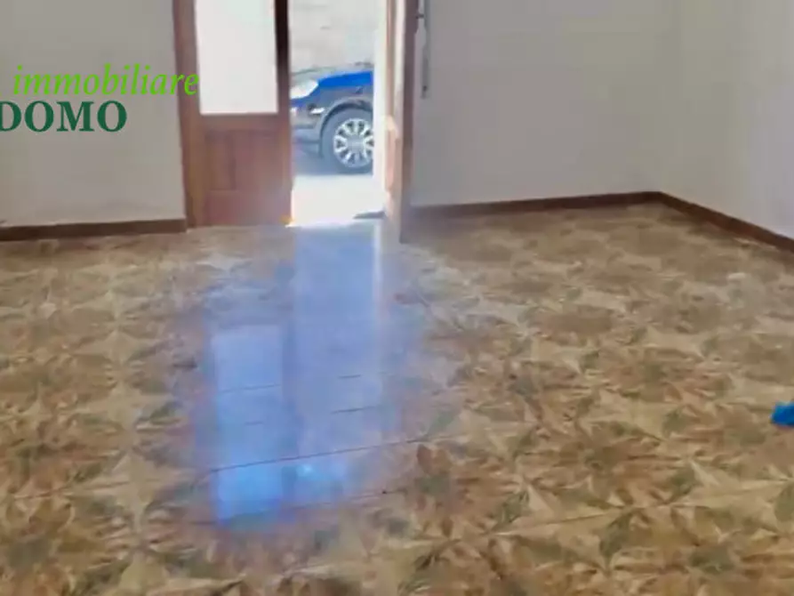 Immagine 8 di Casa indipendente in vendita  a Rosolini