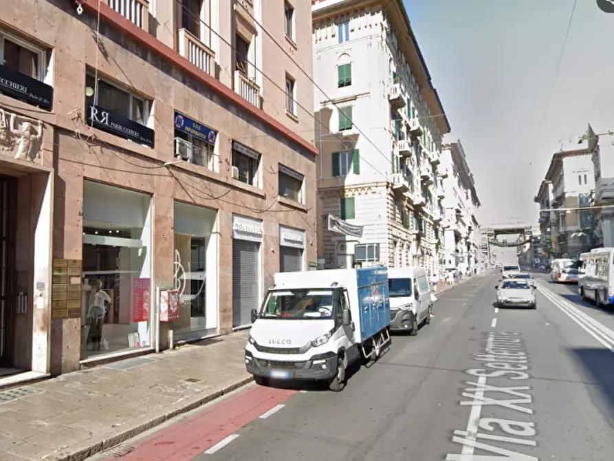 Immagine 1 di Appartamento in vendita  in via xx settembre a Genova