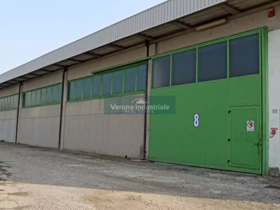 Immagine 1 di Capannone industriale in vendita  in Isola Rizza Via Merle a Isola Rizza