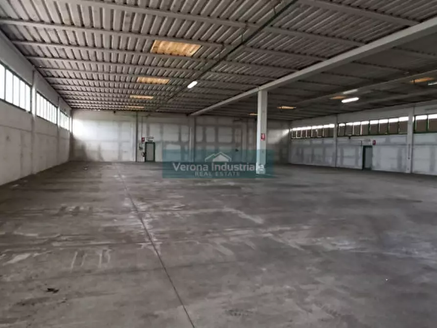 Immagine 5 di Capannone industriale in vendita  in Isola Rizza Via Merle a Isola Rizza