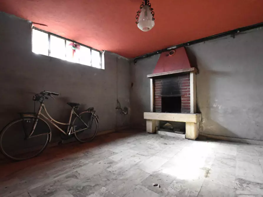 Immagine 11 di Villa in vendita  in via dei tigli 14 a Bussolengo